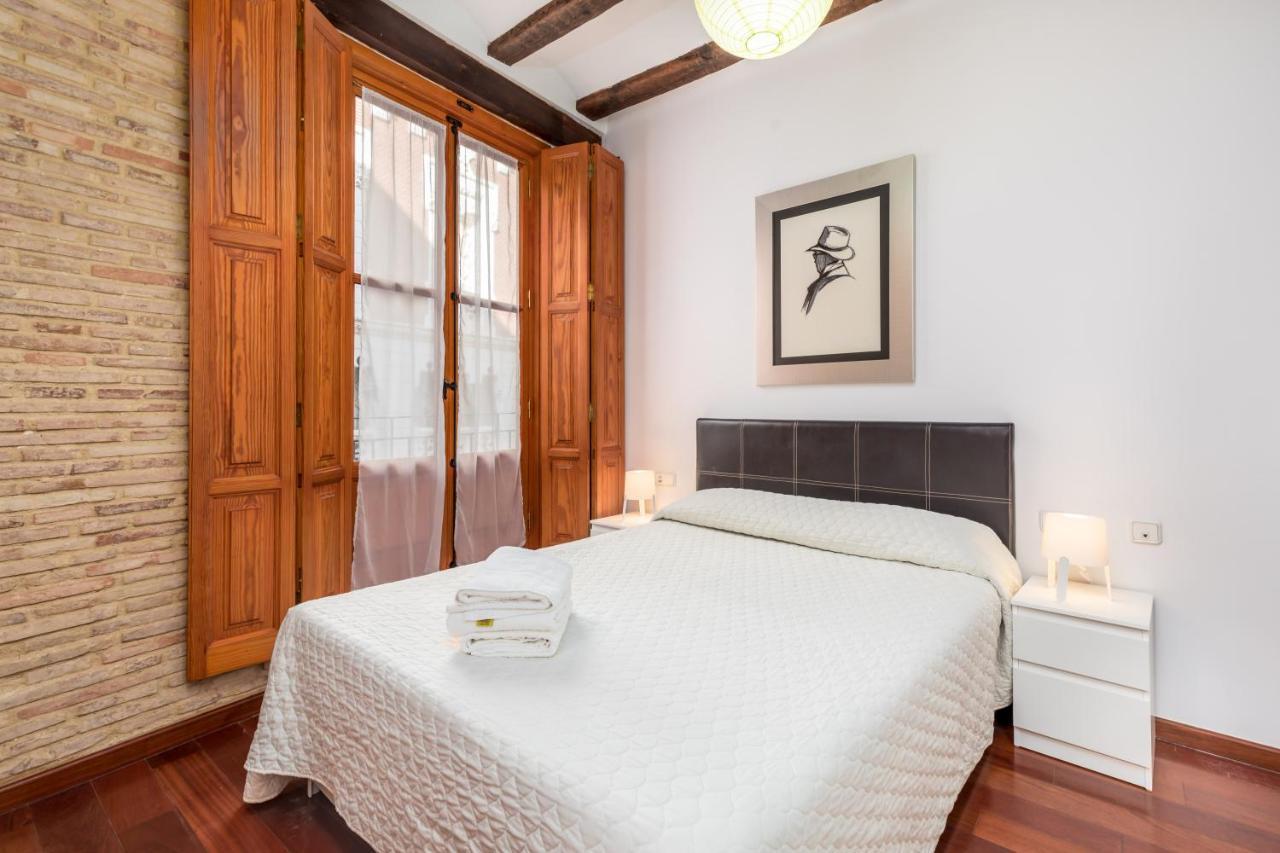 Travel Habitat Plaza De La Virgen Apartment Valencia Ngoại thất bức ảnh